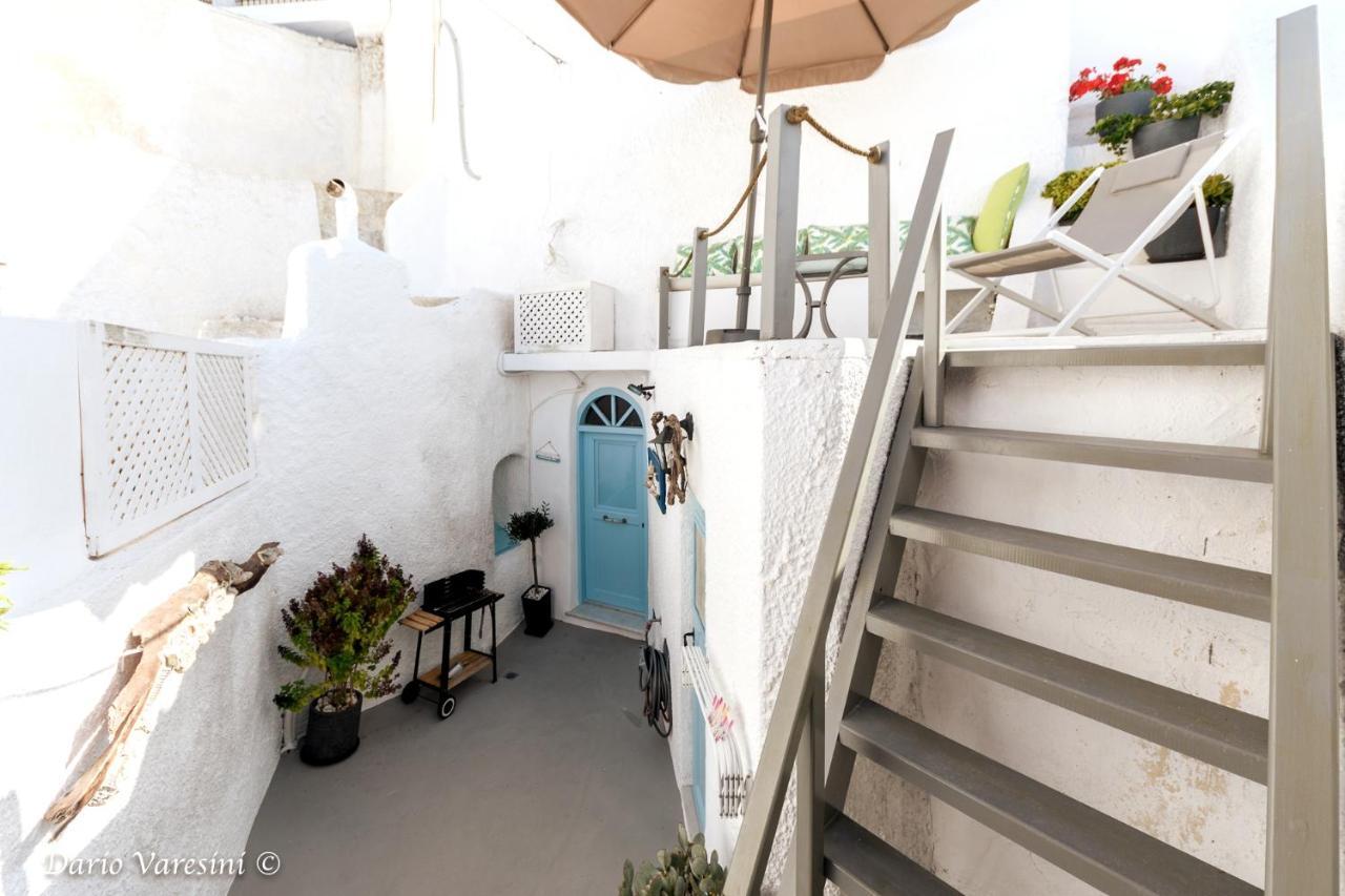 Santorinian Lava House Villa Pyrgos Kallistis Exterior foto