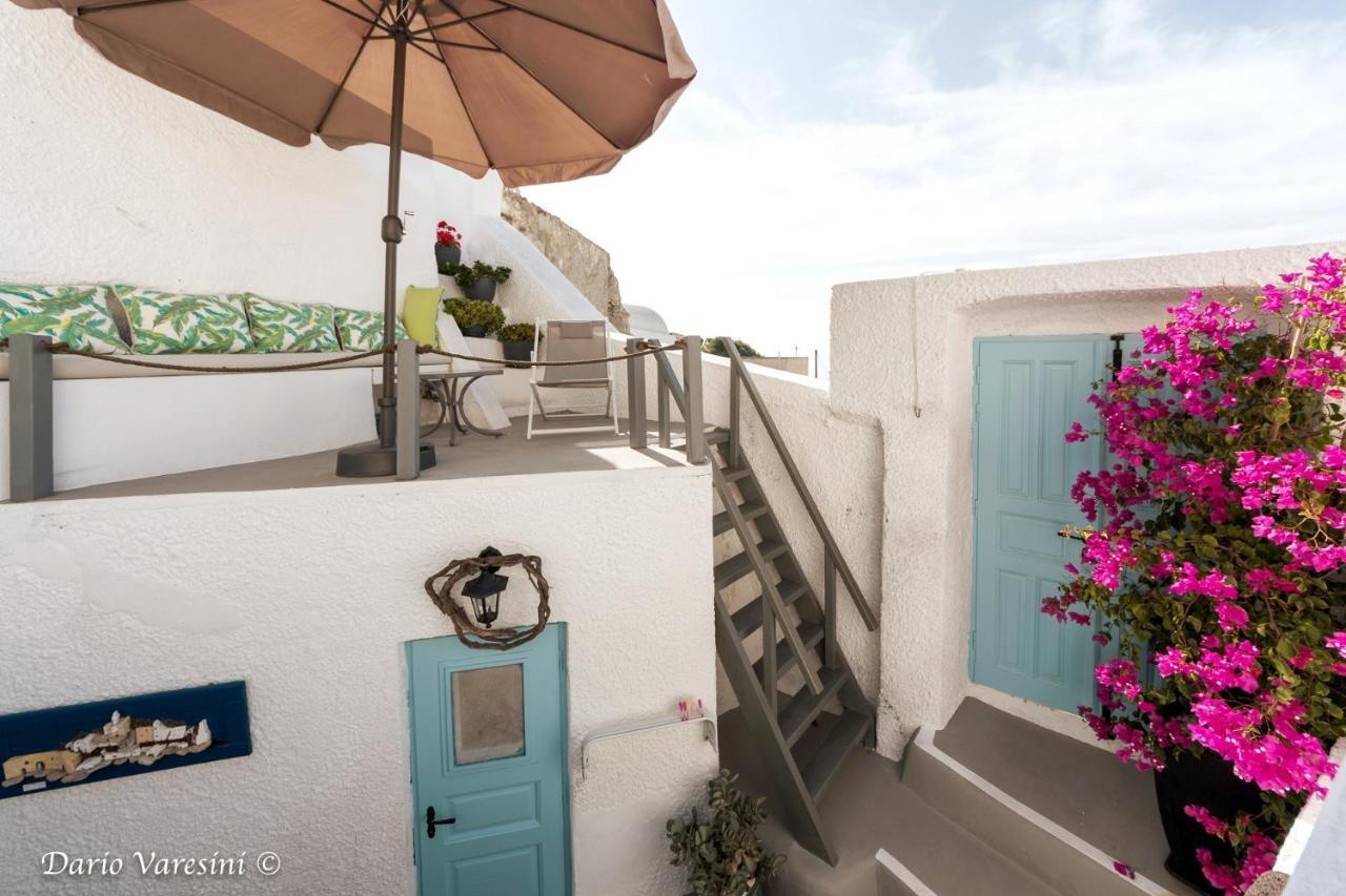 Santorinian Lava House Villa Pyrgos Kallistis Exterior foto